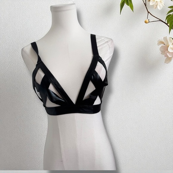 Black Faux Leather Strappy Cage Bra – Edgy Gothic Lingerie Top, Festival Rave OS - Picture 1 of 6